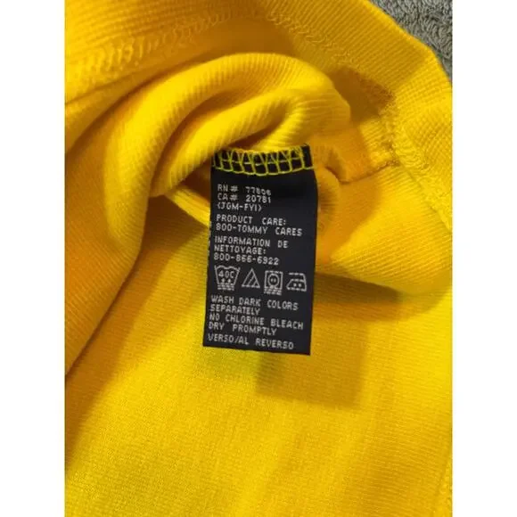Tommy Jeans Yellow V-Neck T-Shirt Size US UK Medium - Picture 5 of 10